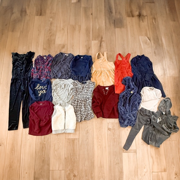 GIRLS PREPPY AND TRENDY FALL CLOTHING BUNDLE SIZE SMALL/6/6X - Picture 1 of 14